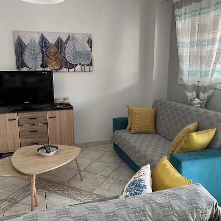 Apartment Efi Néa Péramos Exteriér fotografie